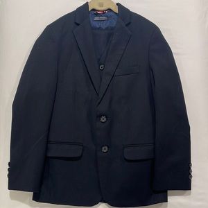 Tommy Hilfiger 3-Piece Suit, Boys 10